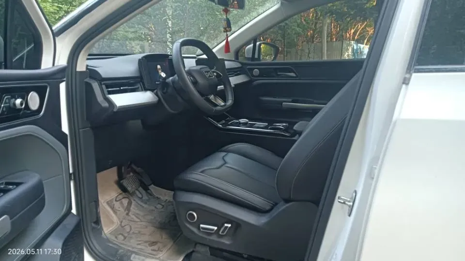2021 Beijing F40 2.0T 224HP L4 8AT,autocango,china used car exporter,china ev exporter,chinese used car exporter,chinese used ev exporter
