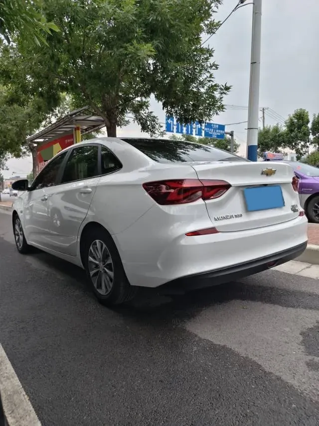 2022 Chevrolet Monza 1.5L 113HP L4 6AT,autocango,china used car exporter,china ev exporter,chinese used car exporter,chinese used ev exporter
