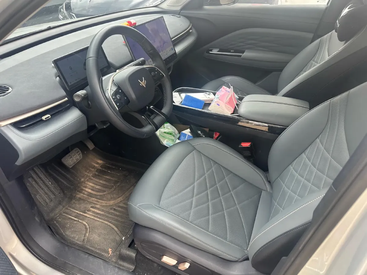 2025 ARCFOX T1 BEV,autocango,china used car exporter,china ev exporter,chinese used car exporter,chinese used ev exporter