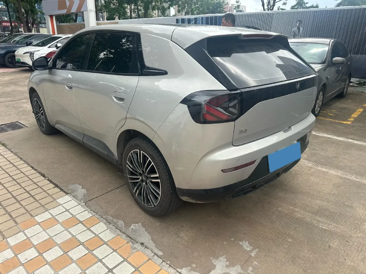 2025 ARCFOX T1 BEV,autocango,china used car exporter,china ev exporter,chinese used car exporter,chinese used ev exporter