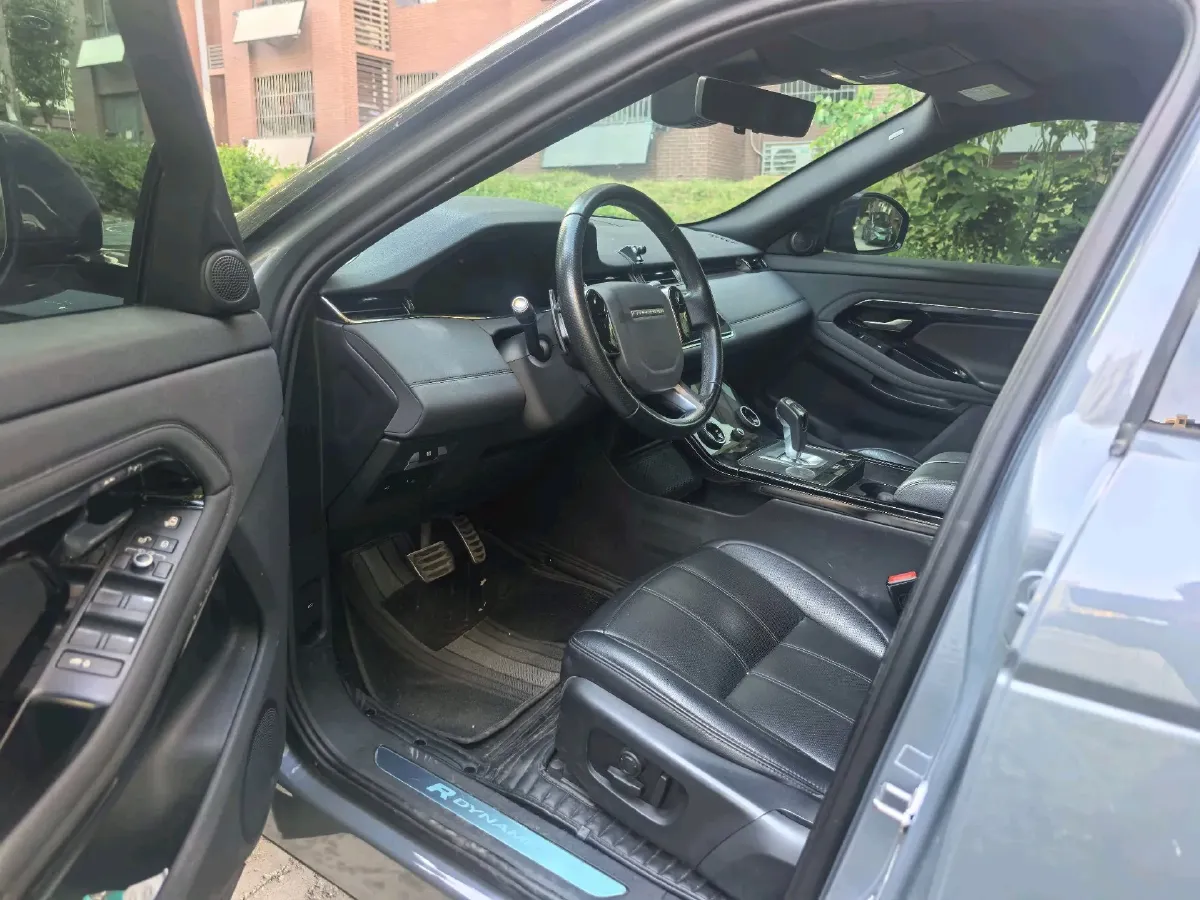 2020 Land Rover Range Rover Evoque 2.0T 249HP L4 9AT,autocango,china used car exporter,china ev exporter,chinese used car exporter,chinese used ev exporter
