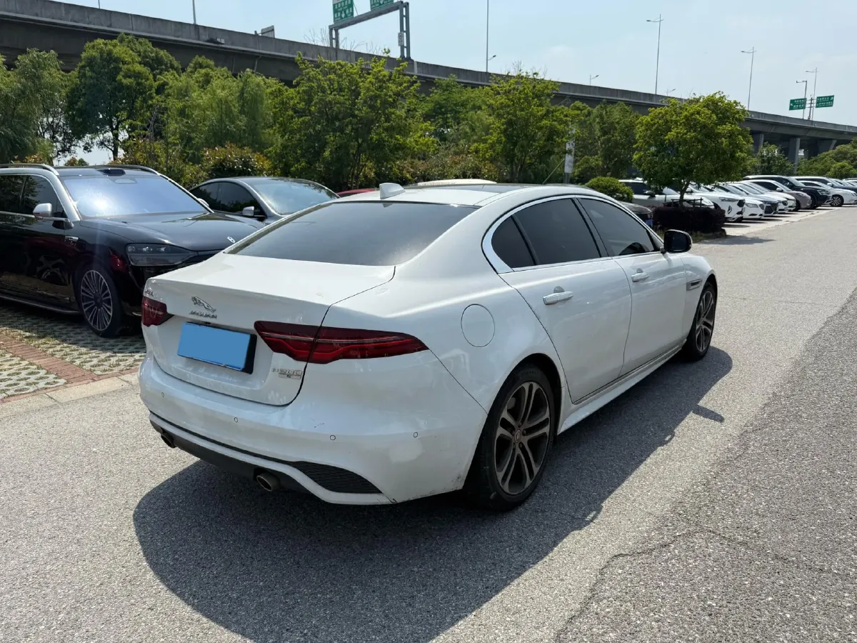 2020 Jaguar XEL 2.0T 200HP L4 8AT,autocango,china used car exporter,china ev exporter,chinese used car exporter,chinese used ev exporter