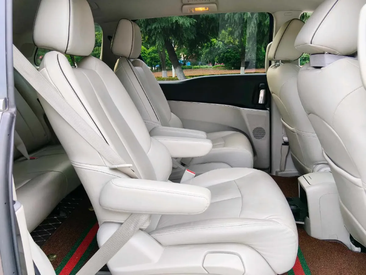 2021 Buick GL8 2.0T 237HP L4 9AT,autocango,china used car exporter,china ev exporter,chinese used car exporter,chinese used ev exporter
