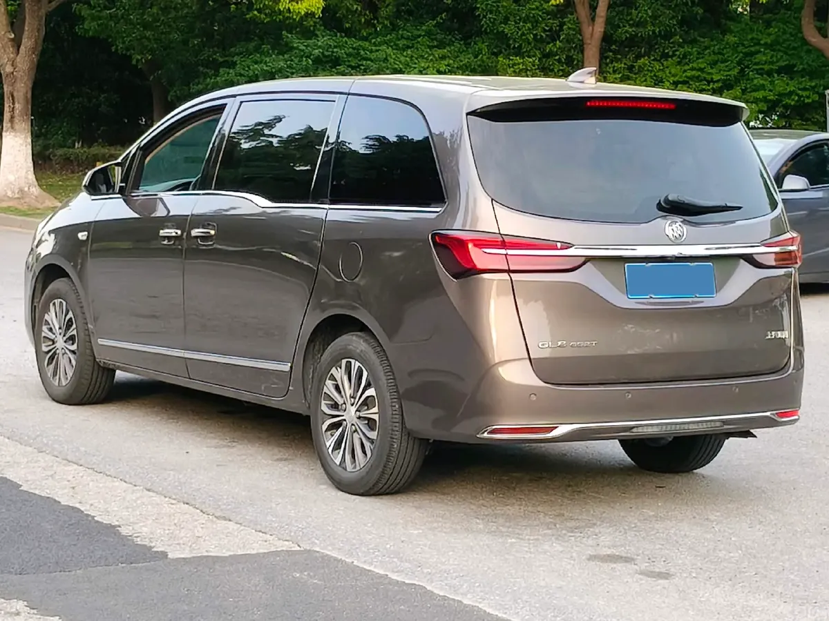 2021 Buick GL8 2.0T 237HP L4 9AT,autocango,china used car exporter,china ev exporter,chinese used car exporter,chinese used ev exporter