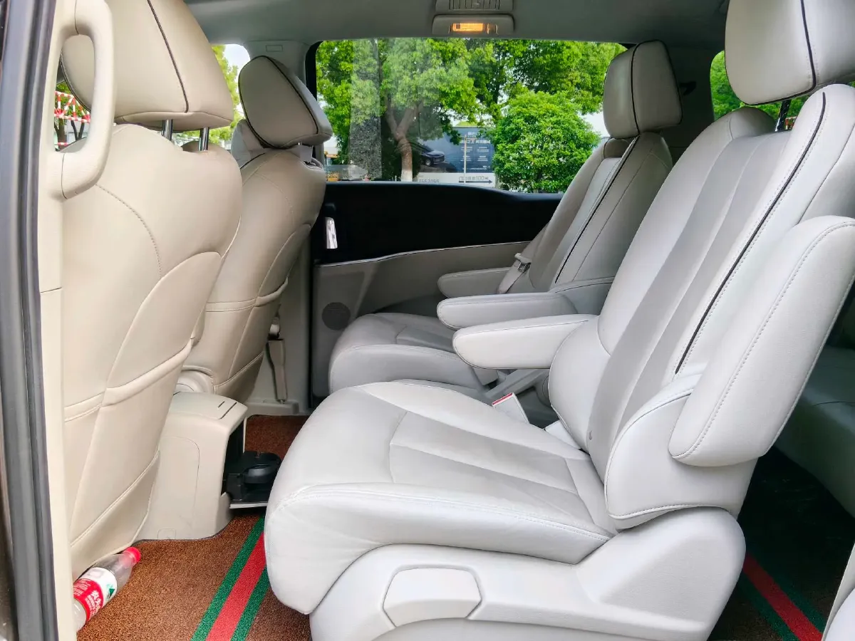 2021 Buick GL8 2.0T 237HP L4 9AT,autocango,china used car exporter,china ev exporter,chinese used car exporter,chinese used ev exporter