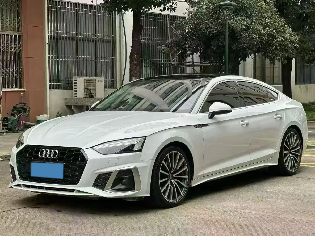 2023 Audi A5 2.0T 204HP L4 7DCT,autocango,china used car exporter,china ev exporter,chinese used car exporter,chinese used ev exporter