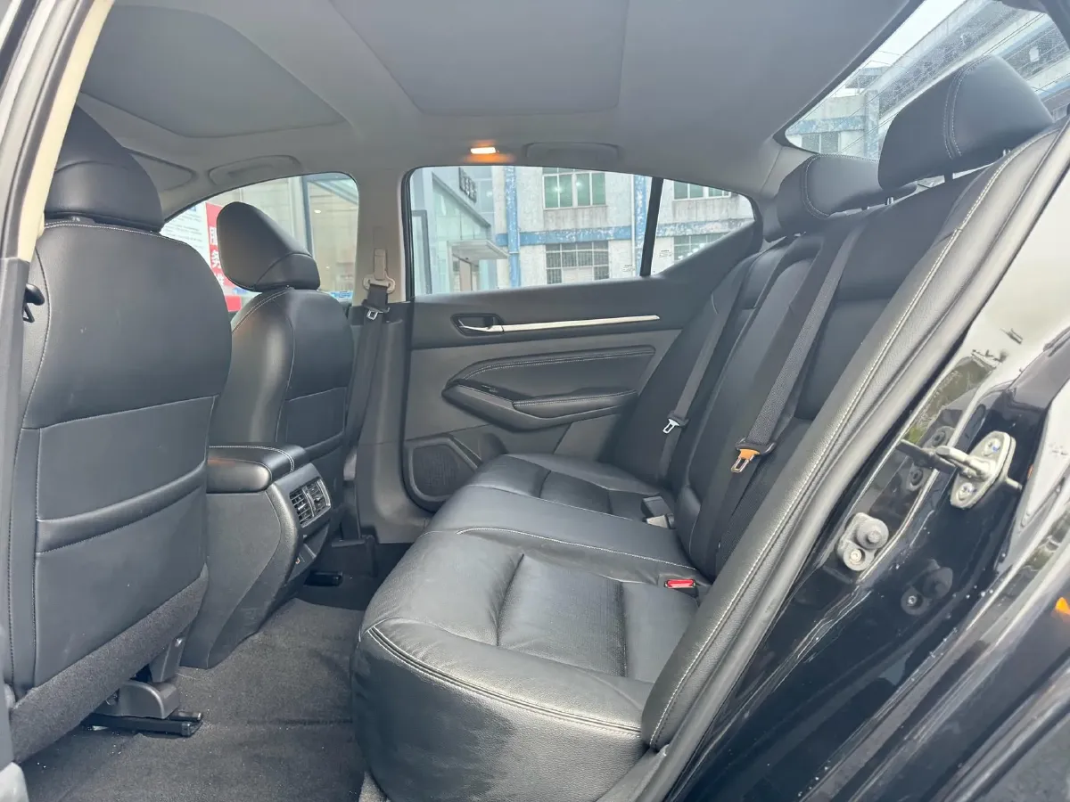 2021 Nissan Teana 2.0L 156HP L4 CVT,autocango,china used car exporter,china ev exporter,chinese used car exporter,chinese used ev exporter