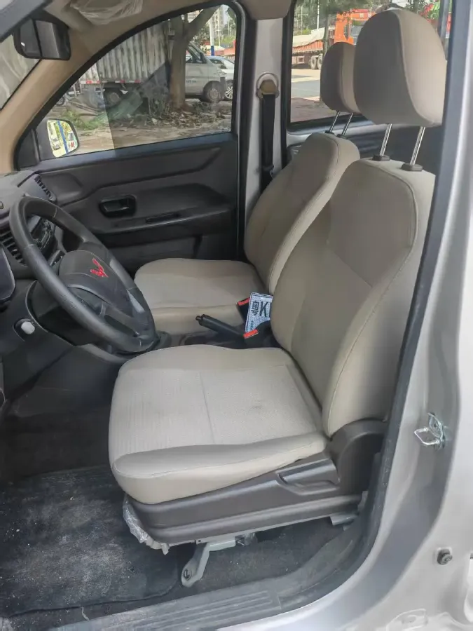 2022 JinBei Little Sea Lion X30 1.5L 102HP L4 5MT,autocango,china used car exporter,china ev exporter,chinese used car exporter,chinese used ev exporter