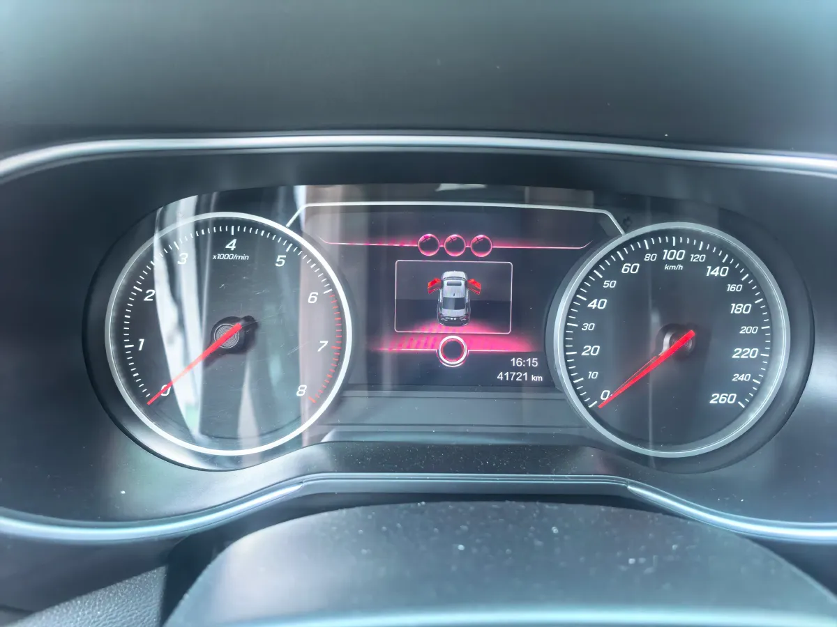 2022 HongQi H5 1.5T 169HP L4 7DCT,autocango,china used car exporter,china ev exporter,chinese used car exporter,chinese used ev exporter