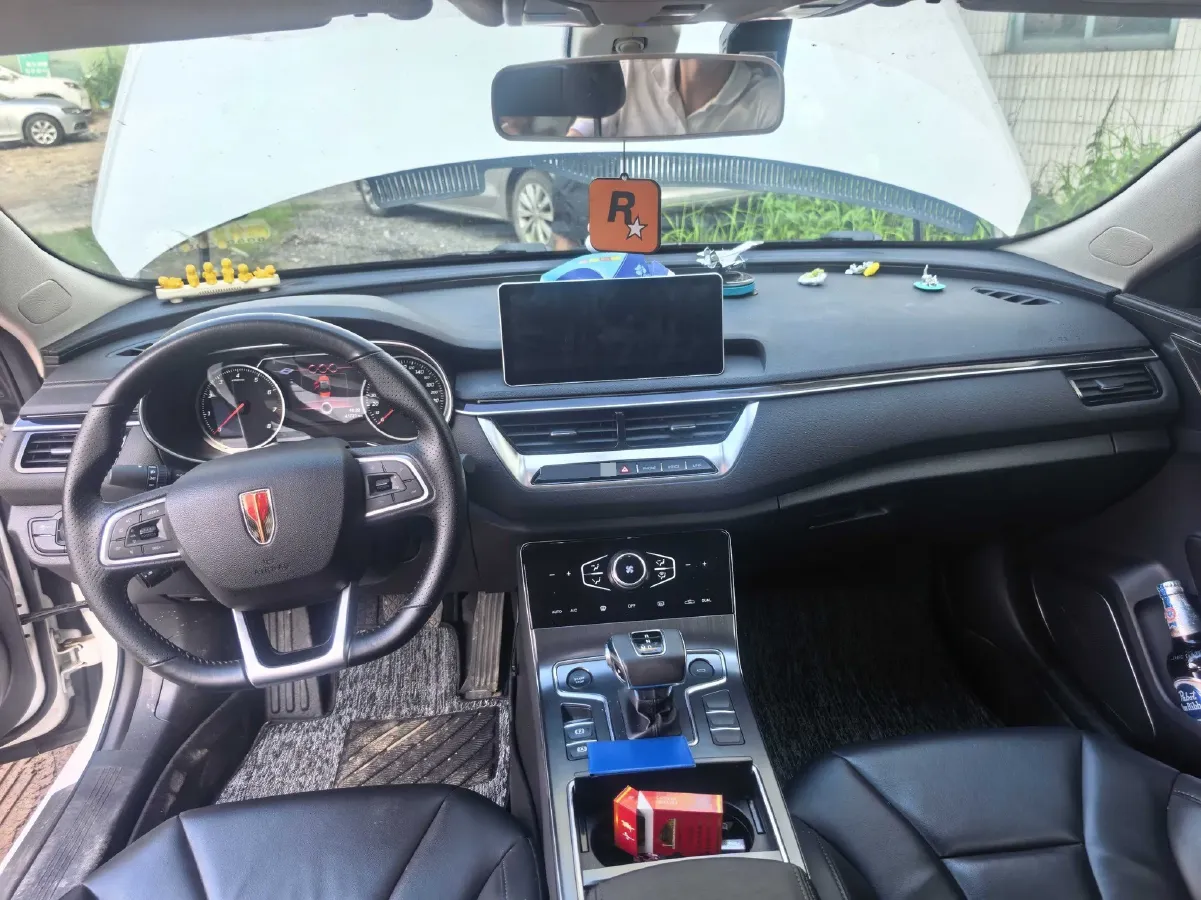 2022 HongQi H5 1.5T 169HP L4 7DCT,autocango,china used car exporter,china ev exporter,chinese used car exporter,chinese used ev exporter