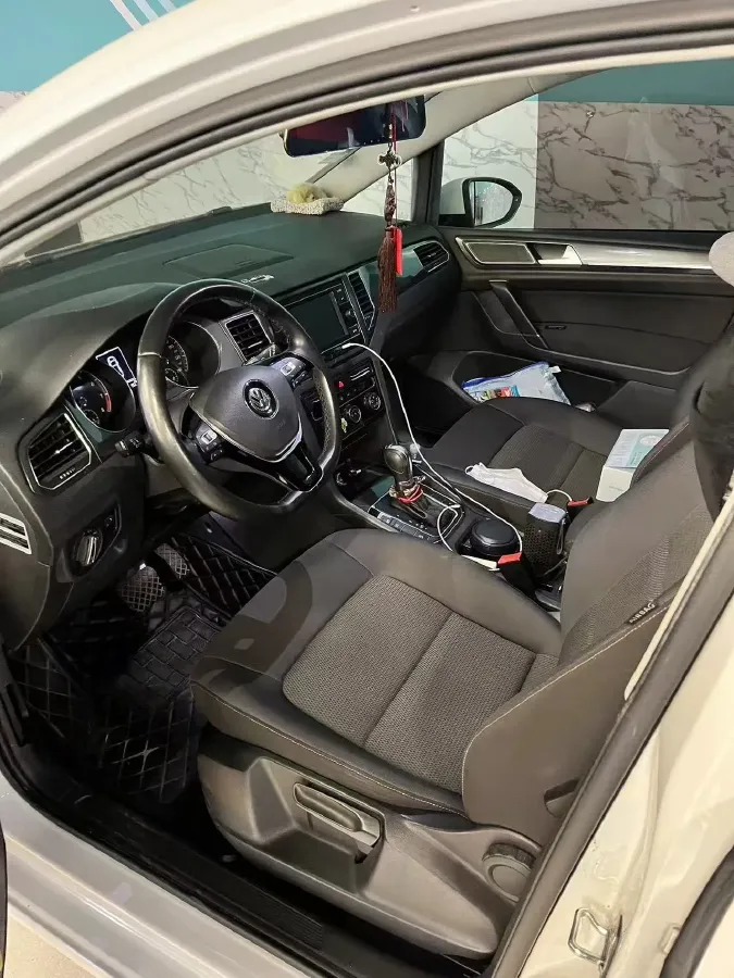 2018 Volkswagen Golf Sportsvan 1.4T 131HP L4 7DCT,autocango,china used car exporter,china ev exporter,chinese used car exporter,chinese used ev exporter