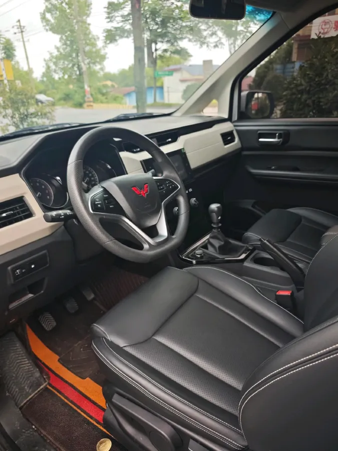 2021 WuLing ZhengChen 1.5T 147HP L4 6MT,autocango,china used car exporter,china ev exporter,chinese used car exporter,chinese used ev exporter