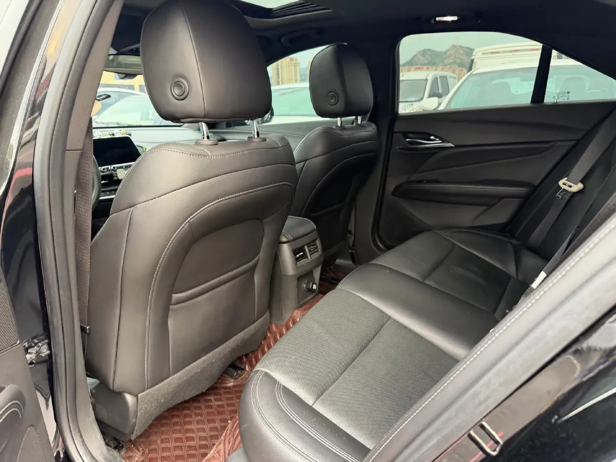 2022 Cadillac CT4 2.0T 237HP L4 8AT,autocango,china used car exporter,china ev exporter,chinese used car exporter,chinese used ev exporter