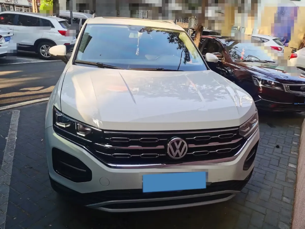 2019 Jeep Cherokee 2.0T 234HP L4 9AT,autocango,china used car exporter,china ev exporter,chinese used car exporter,chinese used ev exporter