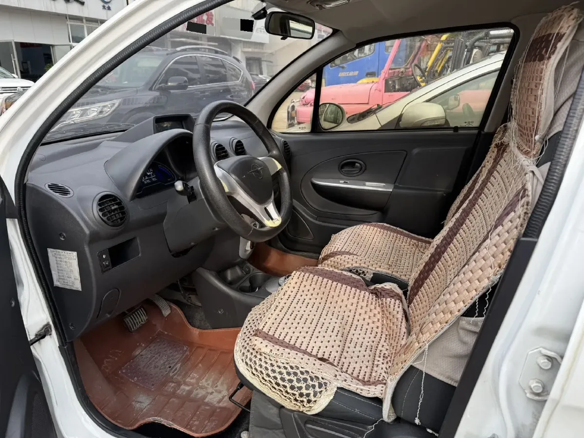 2014 HaiMa AiShang 1.2L 83HP L4 5AMT,autocango,china used car exporter,china ev exporter,chinese used car exporter,chinese used ev exporter