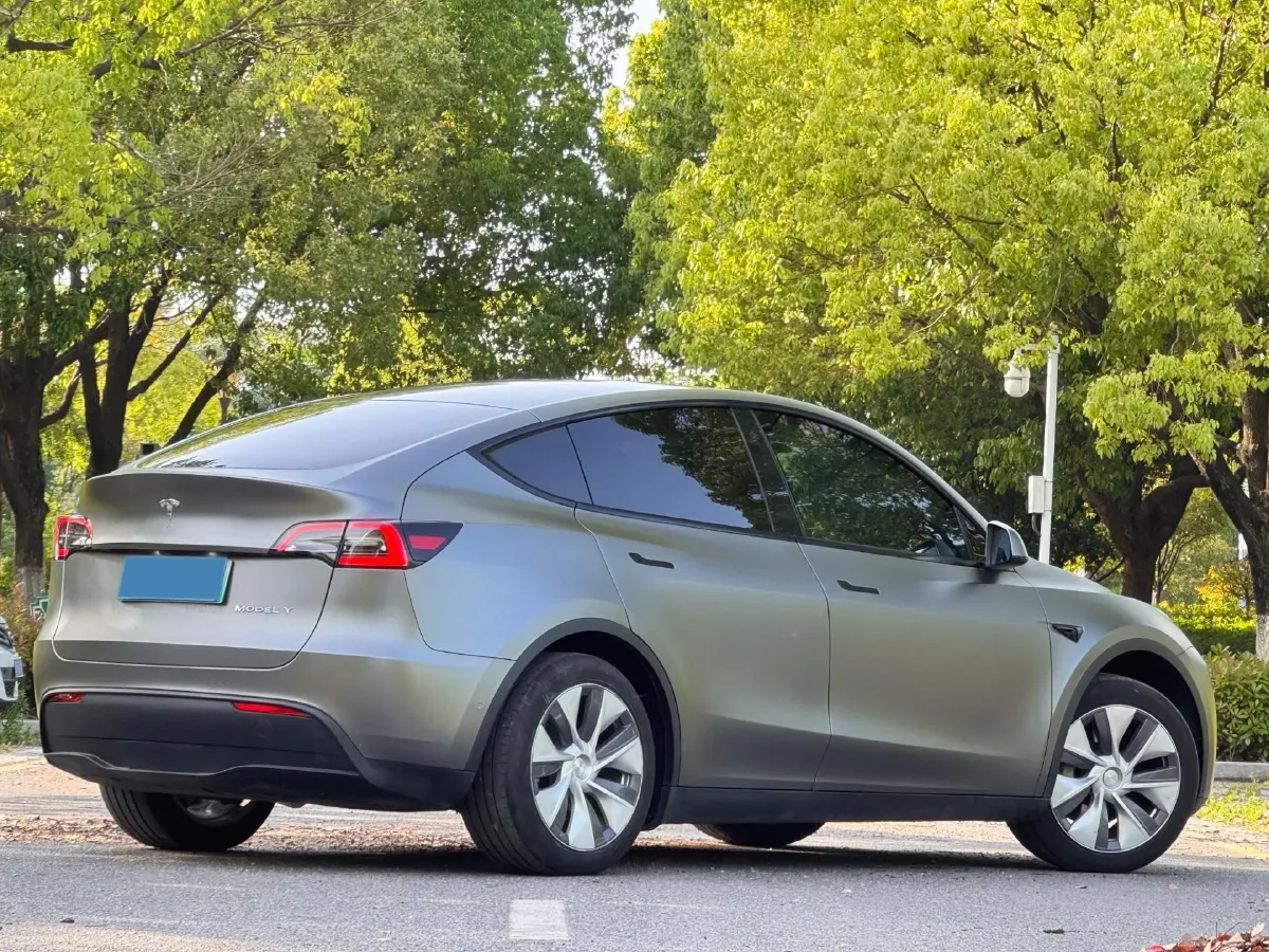 2022 Tesla Model Y BEV 60KWH,autocango,china used car exporter,china ev exporter,chinese used car exporter,chinese used ev exporter