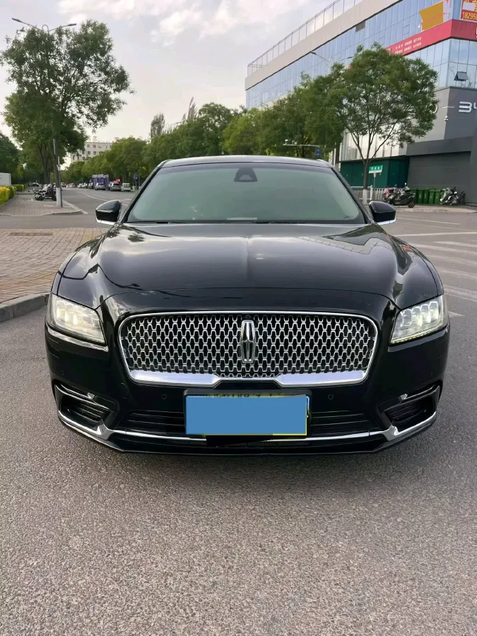 2017 Lincoln Continental 2.0T 261HP L4 6AT,autocango,china used car exporter,china ev exporter,chinese used car exporter,chinese used ev exporter