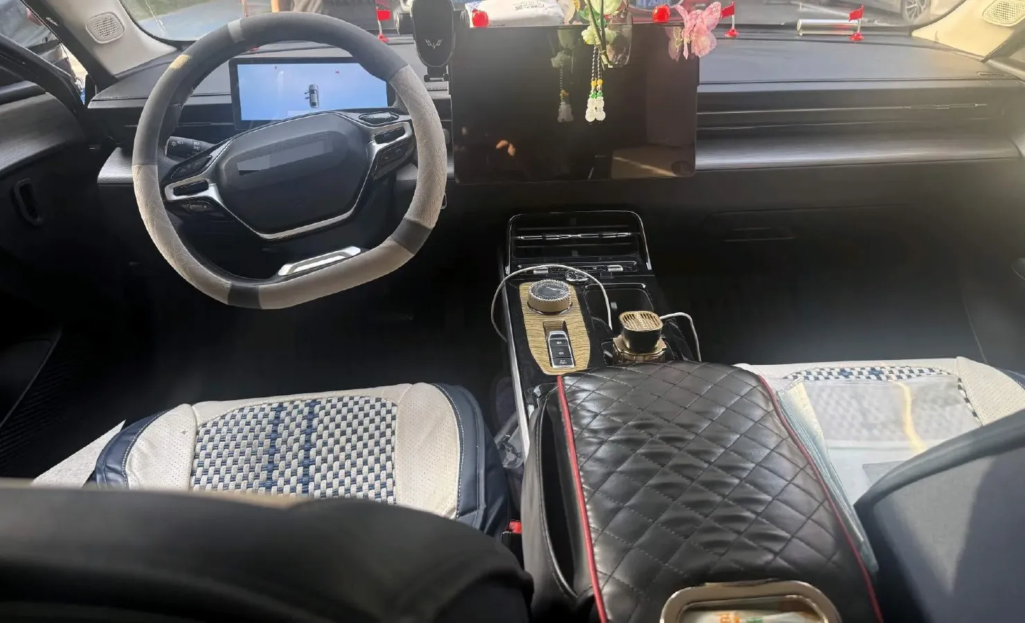 2023 WuLing XingGuang 1.5L 106HP L4 E-CVT PHEV 20.5KWH,autocango,china used car exporter,china ev exporter,chinese used car exporter,chinese used ev exporter
