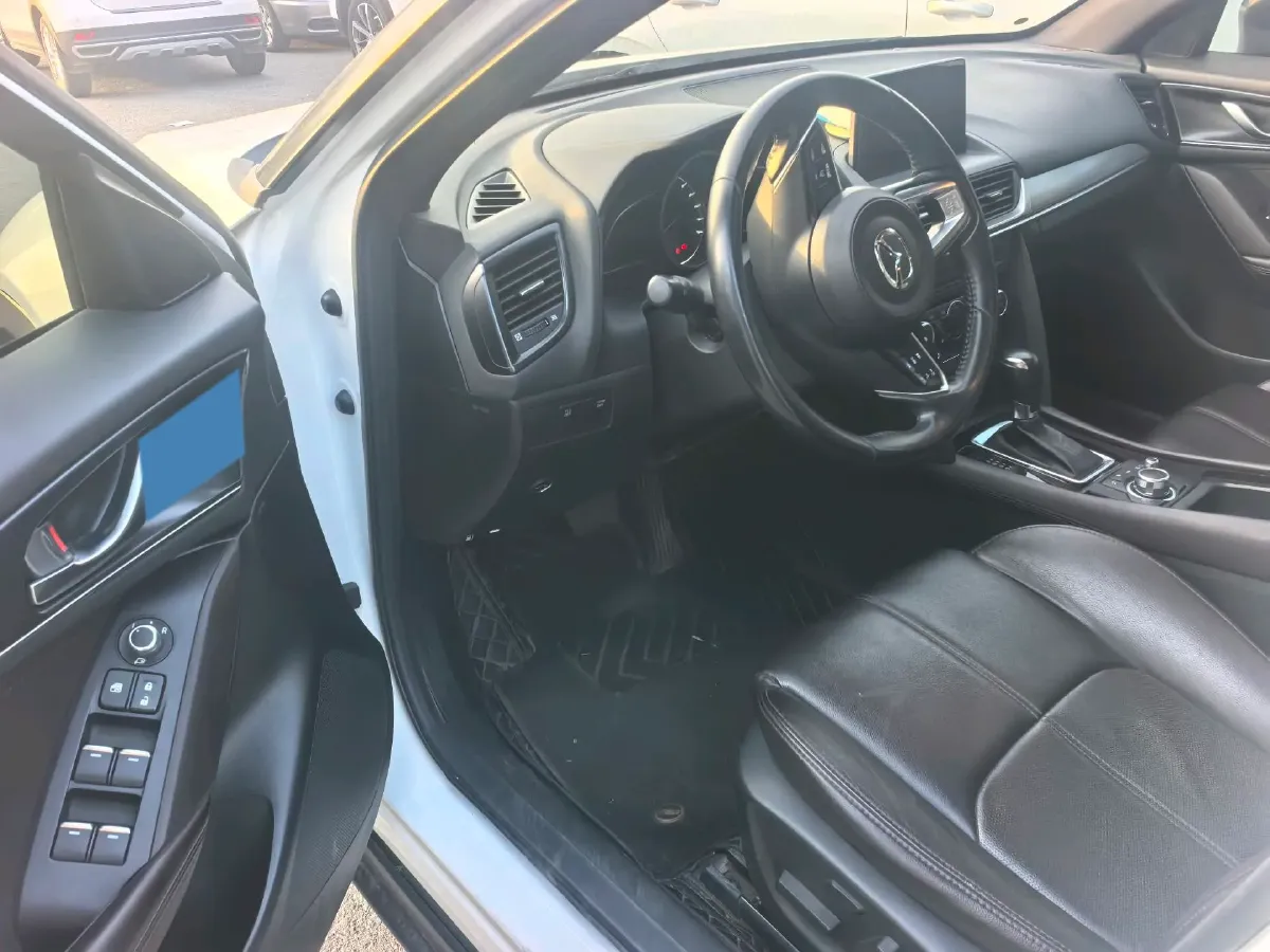 2020 Mazda CX-4 2.0L 158HP L4 6AT,autocango,china used car exporter,china ev exporter,chinese used car exporter,chinese used ev exporter