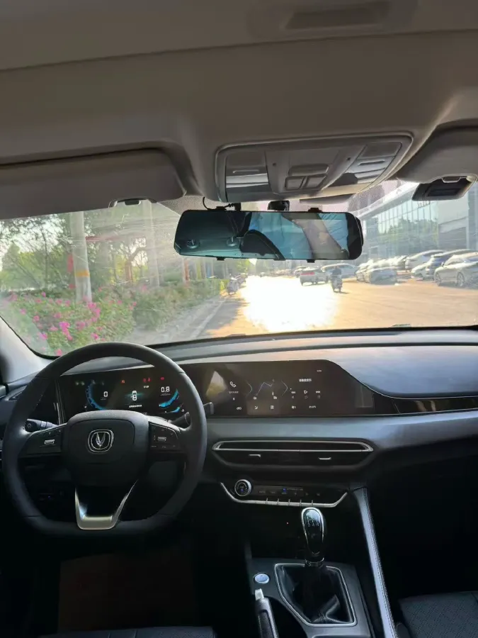 2020 ChangAn Eado 1.6L 128HP L4 5MT,autocango,china used car exporter,china ev exporter,chinese used car exporter,chinese used ev exporter