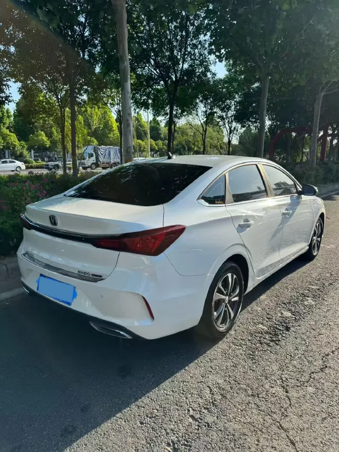 2020 ChangAn Eado 1.6L 128HP L4 5MT,autocango,china used car exporter,china ev exporter,chinese used car exporter,chinese used ev exporter