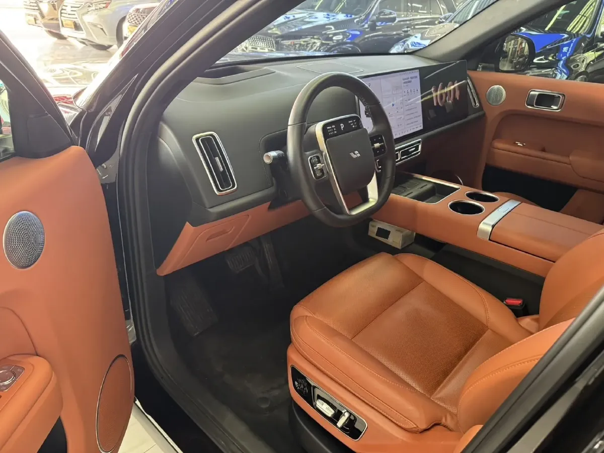 2024 Li L8 Range Extended 154HP REEV 42.8KWH,autocango,china used car exporter,china ev exporter,chinese used car exporter,chinese used ev exporter