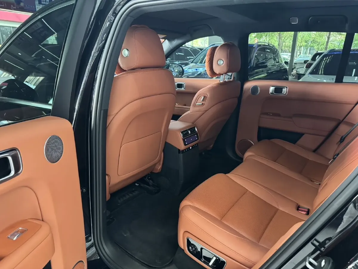 2024 Li L8 Range Extended 154HP REEV 42.8KWH,autocango,china used car exporter,china ev exporter,chinese used car exporter,chinese used ev exporter