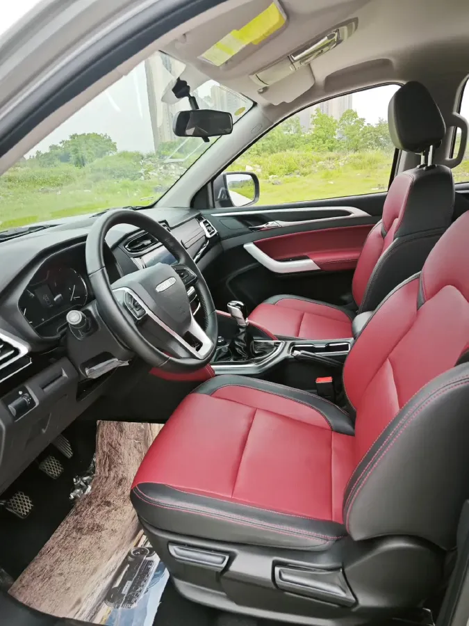 2023 MAXUS Interstellar 2.0T 143HP L4 6MT,autocango,china used car exporter,china ev exporter,chinese used car exporter,chinese used ev exporter