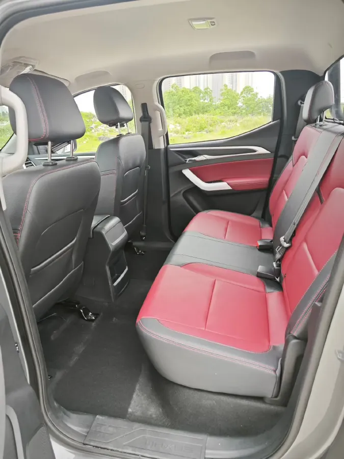 2023 MAXUS Interstellar 2.0T 143HP L4 6MT,autocango,china used car exporter,china ev exporter,chinese used car exporter,chinese used ev exporter