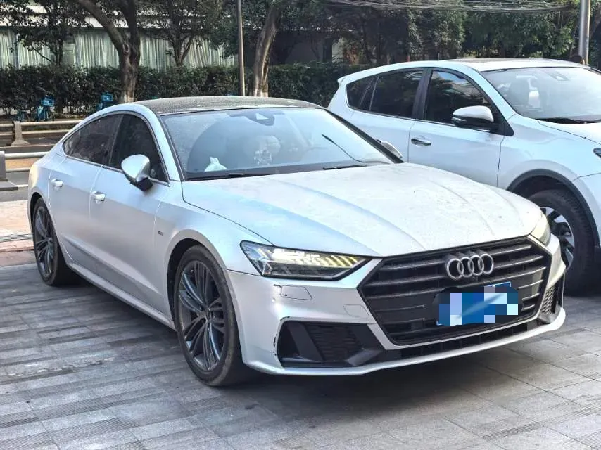 2023 Audi A7 2.0T 265HP L4 7DCT,autocango,china used car exporter,china ev exporter,chinese used car exporter,chinese used ev exporter