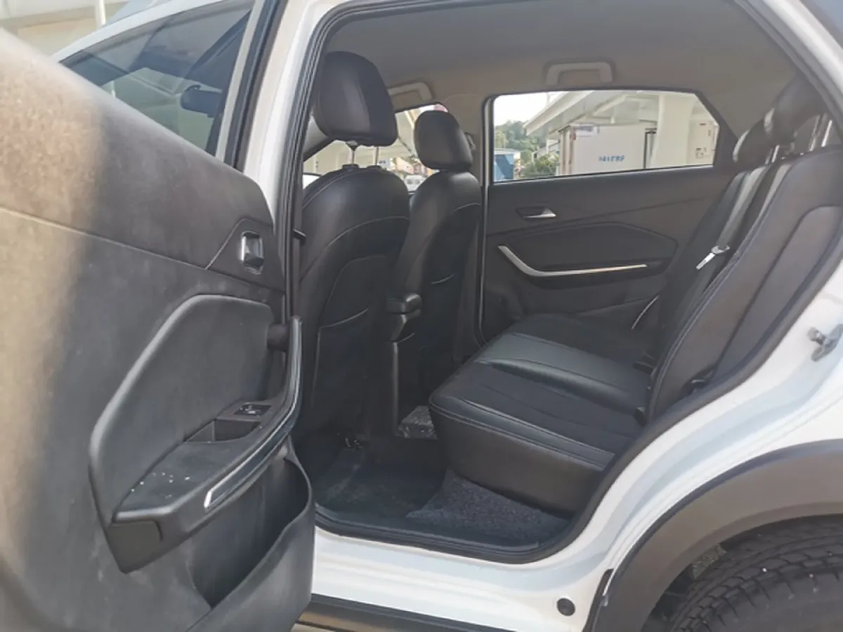 2020 KaiYi XuanJie 1.5L 116HP L4 5MT,autocango,china used car exporter,china ev exporter,chinese used car exporter,chinese used ev exporter