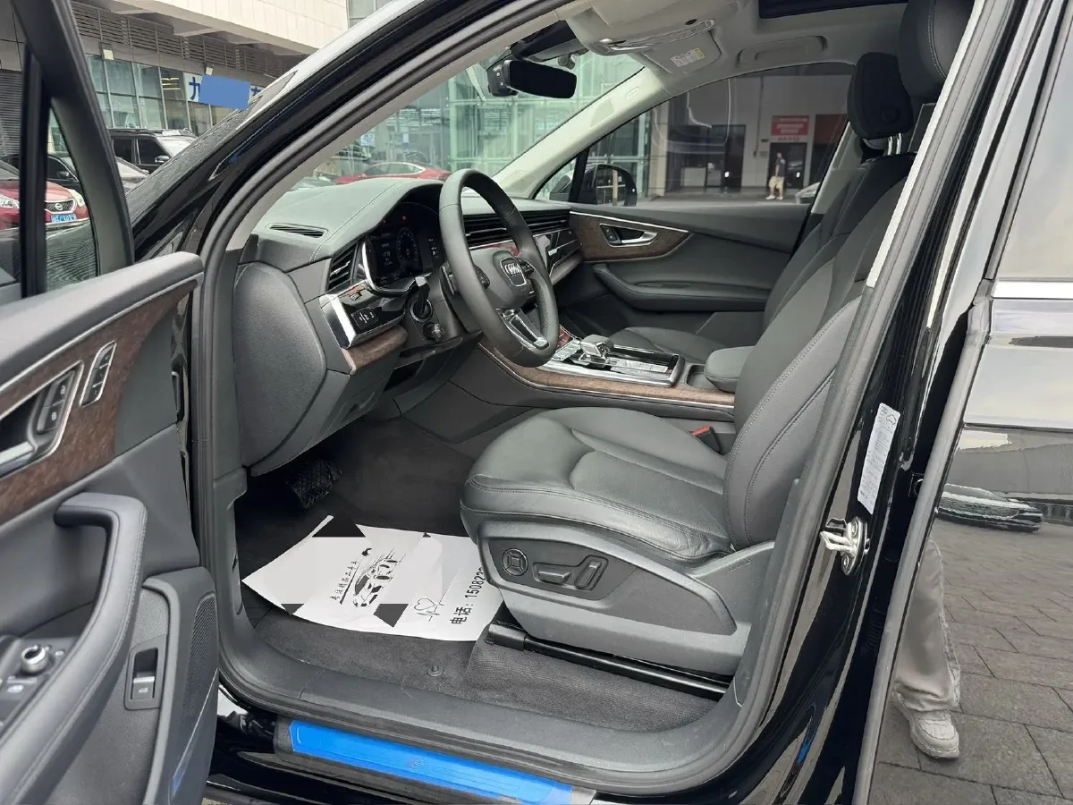 2023 Audi Q7 3.0T 340HP V6 8AT,autocango,china used car exporter,china ev exporter,chinese used car exporter,chinese used ev exporter