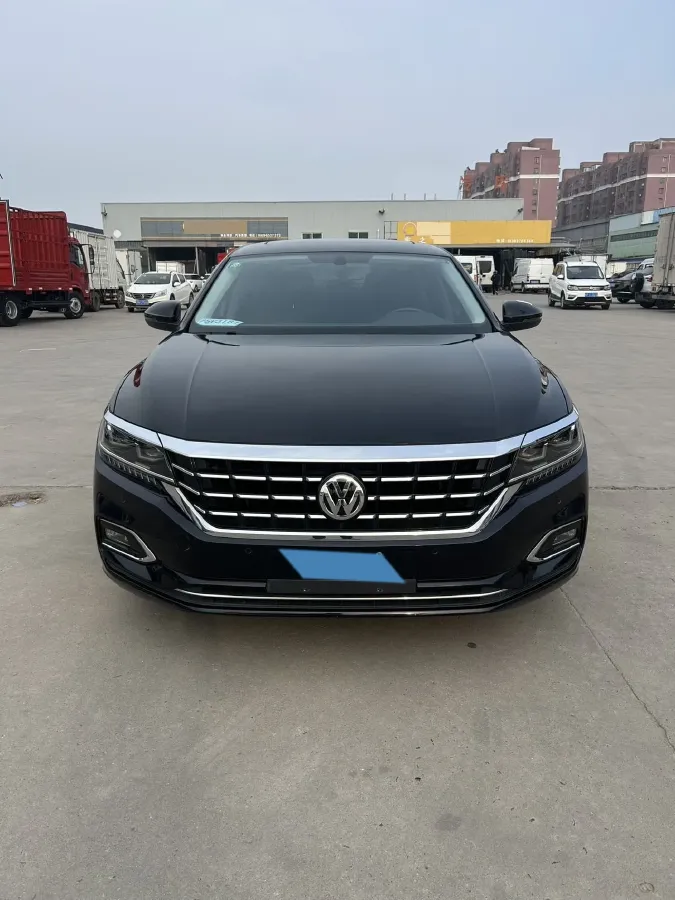 2019 Volkswagen Passat 2.0T 186HP L4 7DCT,autocango,china used car exporter,china ev exporter,chinese used car exporter,chinese used ev exporter