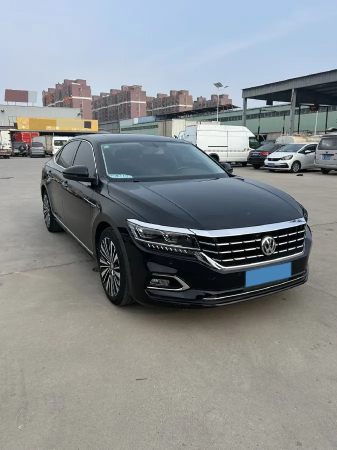 2019 Volkswagen Passat 2.0T 186HP L4 7DCT,autocango,china used car exporter,china ev exporter,chinese used car exporter,chinese used ev exporter