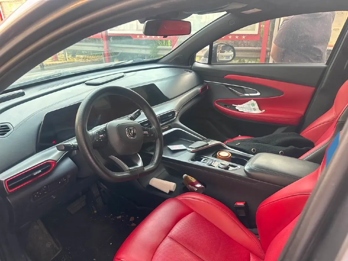 2020 ChangAn UNI-T 1.5T 180HP L4 7DCT,autocango,china used car exporter,china ev exporter,chinese used car exporter,chinese used ev exporter