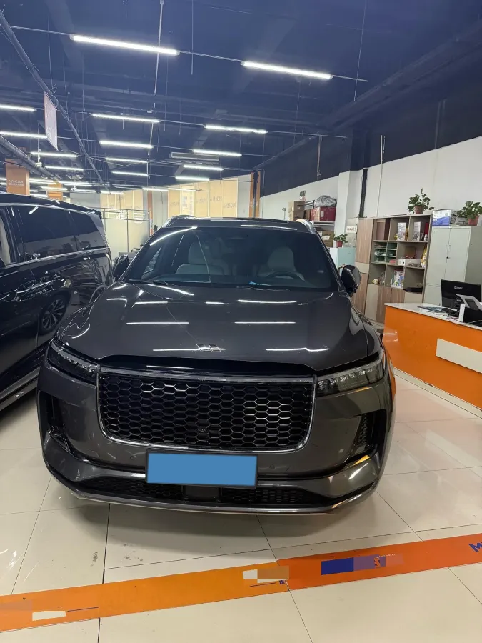 2021 Li ONE Range Extended 131HP REEV 40.5KWH,autocango,china used car exporter,china ev exporter,chinese used car exporter,chinese used ev exporter