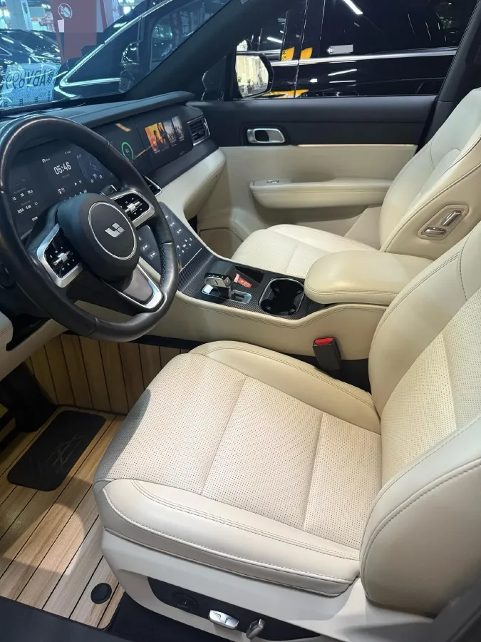 2021 Li ONE Range Extended 131HP REEV 40.5KWH,autocango,china used car exporter,china ev exporter,chinese used car exporter,chinese used ev exporter