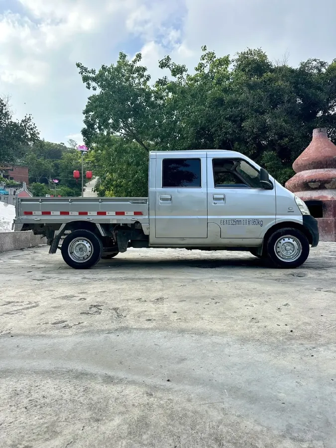 2018 WuLing RongGuang New Truck 1.5L 107HP L4 5MT,autocango,china used car exporter,china ev exporter,chinese used car exporter,chinese used ev exporter