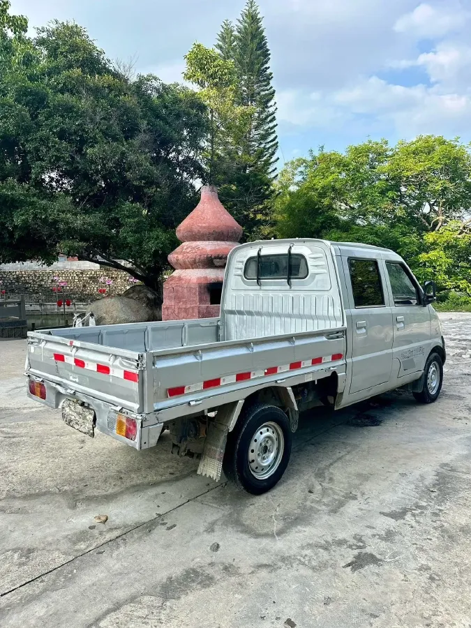 2018 WuLing RongGuang New Truck 1.5L 107HP L4 5MT,autocango,china used car exporter,china ev exporter,chinese used car exporter,chinese used ev exporter