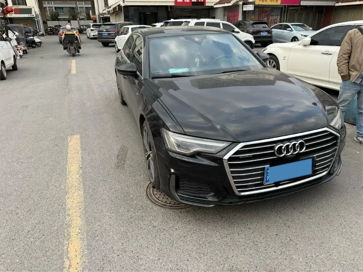 2020 Audi A6L 2.0T 224HP L4 7DCT,autocango,china used car exporter,china ev exporter,chinese used car exporter,chinese used ev exporter
