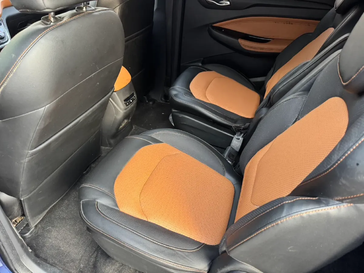 2018 WuLing HongGuang S3 1.5L 112HP L4 6MT,autocango,china used car exporter,china ev exporter,chinese used car exporter,chinese used ev exporter