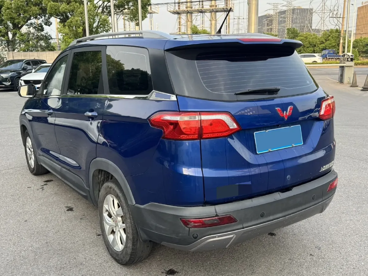 2018 WuLing HongGuang S3 1.5L 112HP L4 6MT,autocango,china used car exporter,china ev exporter,chinese used car exporter,chinese used ev exporter
