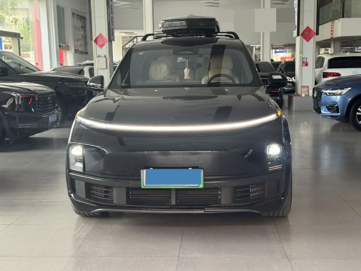 2023 Li L8 Range Extended 154HP REEV 40.9KWH,autocango,china used car exporter,china ev exporter,chinese used car exporter,chinese used ev exporter