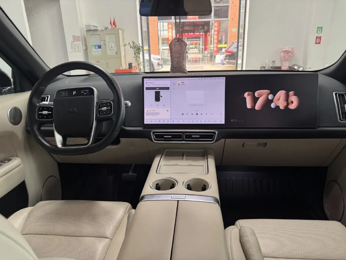 2023 Li L8 Range Extended 154HP REEV 40.9KWH,autocango,china used car exporter,china ev exporter,chinese used car exporter,chinese used ev exporter