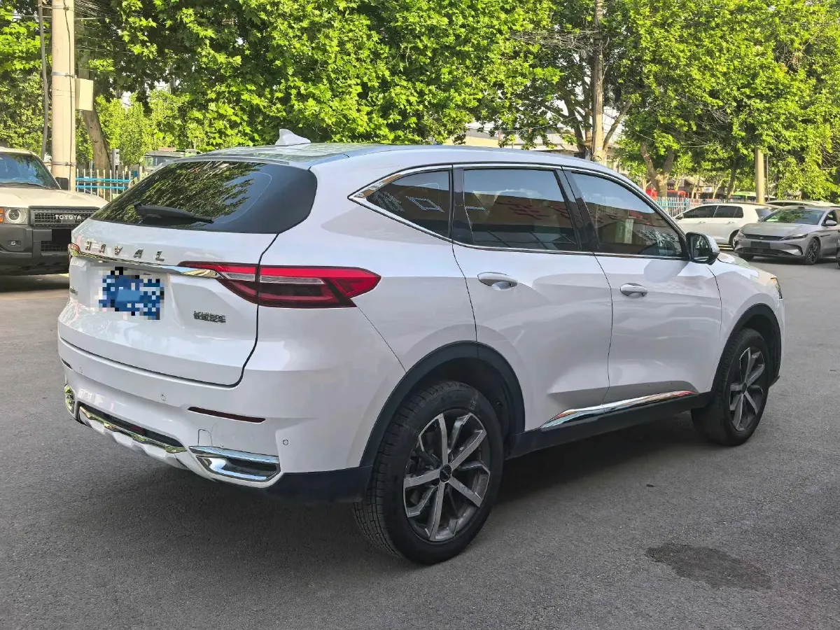 2021 Haval F7 1.5T 169HP L4 7DCT,autocango,china used car exporter,china ev exporter,chinese used car exporter,chinese used ev exporter