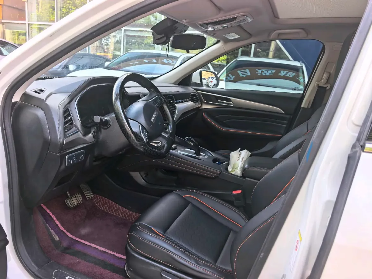 2021 Haval F7 1.5T 169HP L4 7DCT,autocango,china used car exporter,china ev exporter,chinese used car exporter,chinese used ev exporter