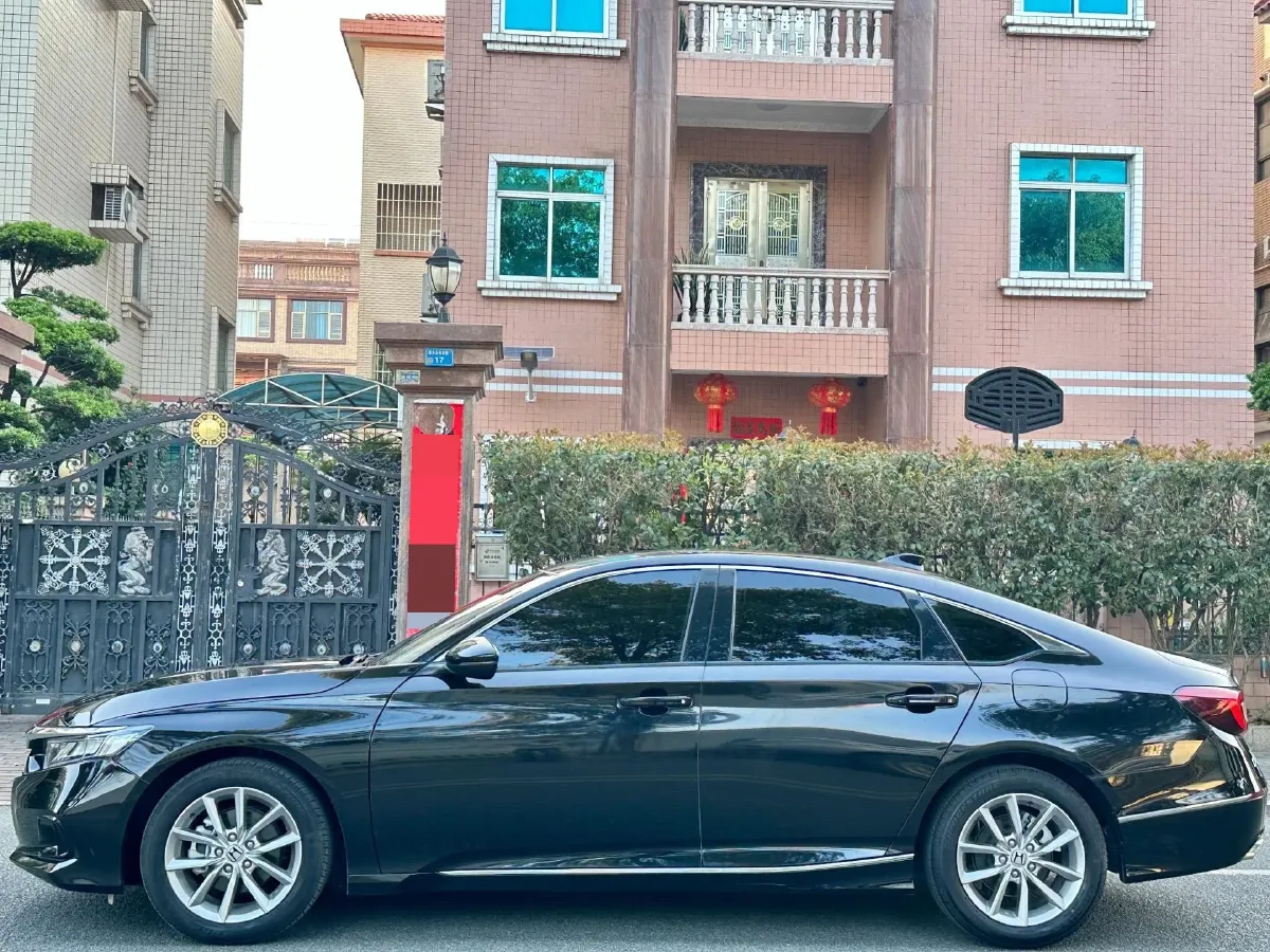 2022 Honda Accord 1.5T 194HP L4 CVT,autocango,china used car exporter,china ev exporter,chinese used car exporter,chinese used ev exporter