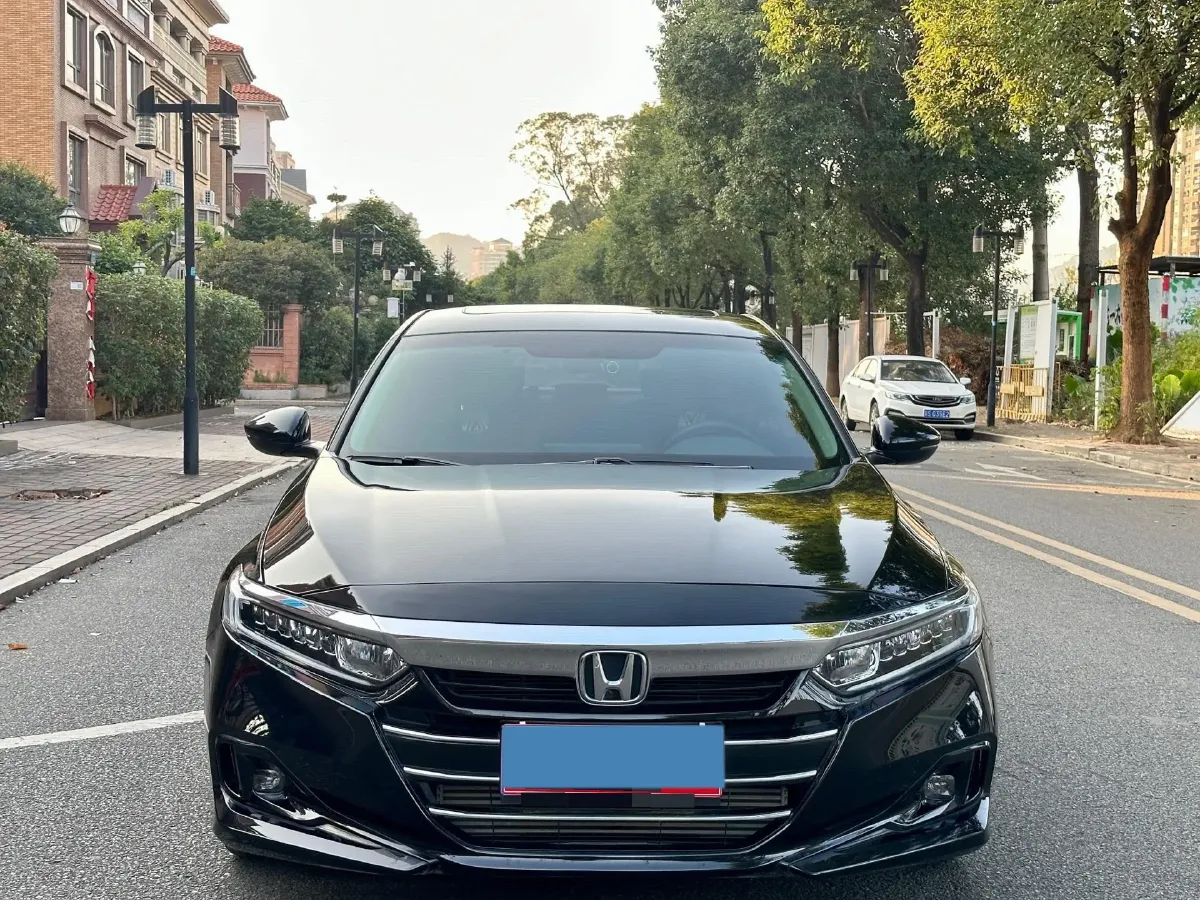 2022 Honda Accord 1.5T 194HP L4 CVT,autocango,china used car exporter,china ev exporter,chinese used car exporter,chinese used ev exporter