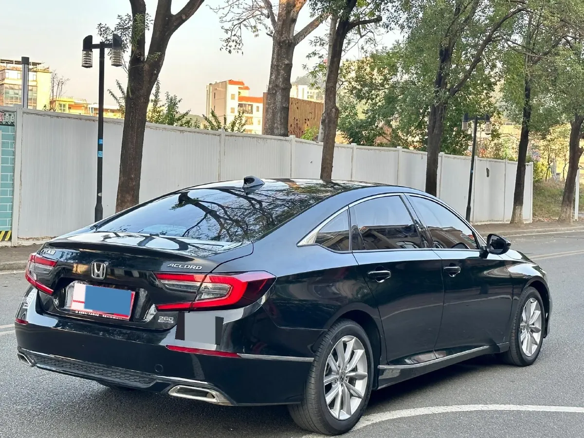 2022 Honda Accord 1.5T 194HP L4 CVT,autocango,china used car exporter,china ev exporter,chinese used car exporter,chinese used ev exporter
