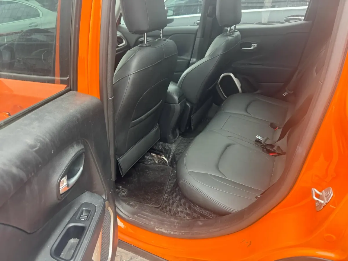2018 Jeep Renegade 1.4T 150HP L4 7DCT,autocango,china used car exporter,china ev exporter,chinese used car exporter,chinese used ev exporter